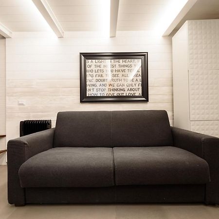 Riviera Di Chiaia 155 Apartment Napoli Ngoại thất bức ảnh